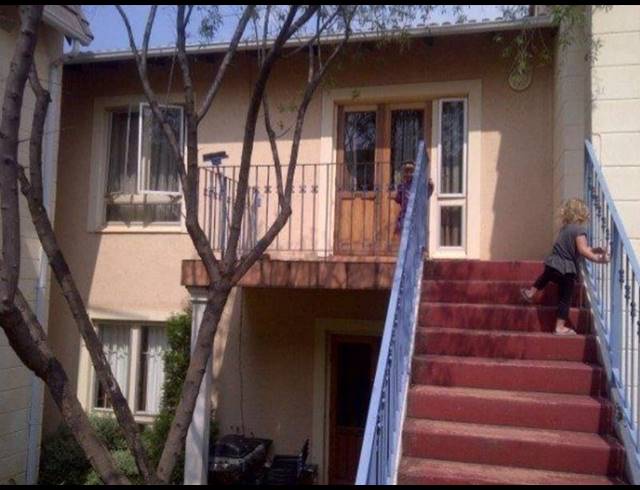 1 BEDROOM PROPERTY TO RENT IN MONTGOMERY PARK